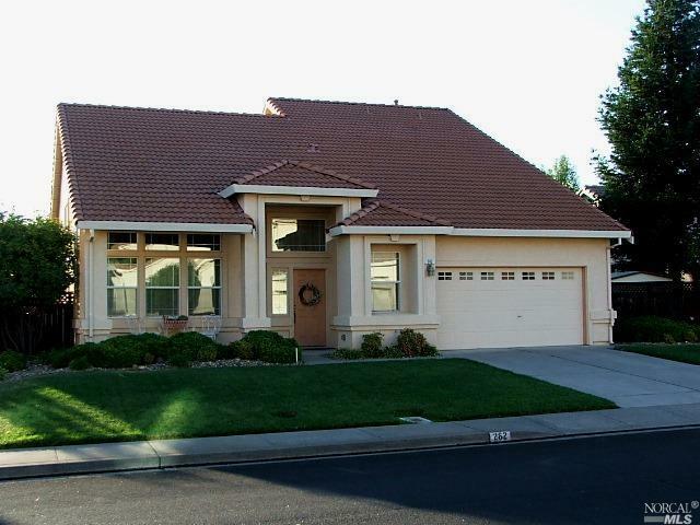 Property Photo: 262 Bantry Drive CA 95688
