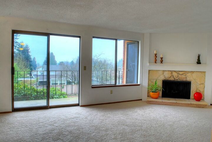 22700 28th Ave S 210  Des Moines WA 98198 photo