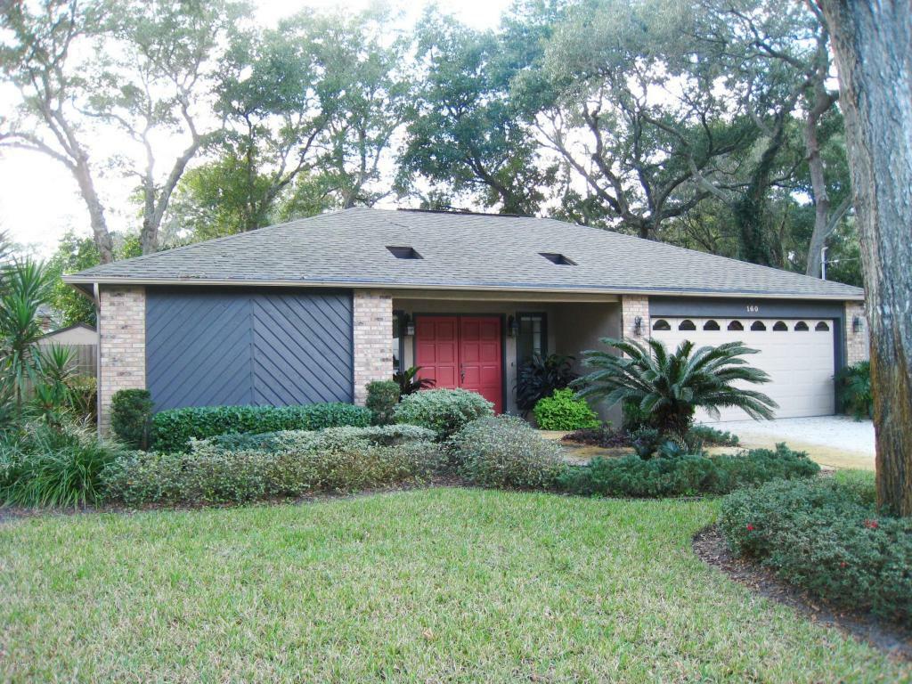 Property Photo:  160 Hawthorne Road  FL 32086 