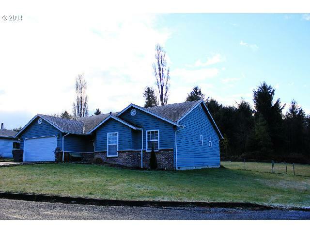 Property Photo: 41952 Wickiup Terrace Ln OR 97103