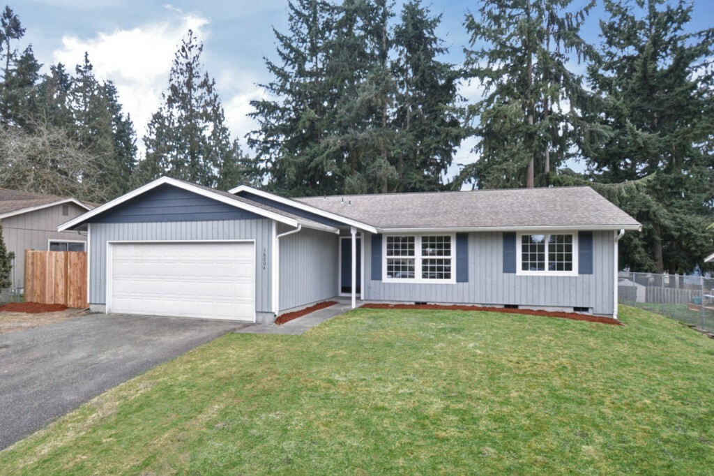 Property Photo:  16004 120th St E  WA 98374 