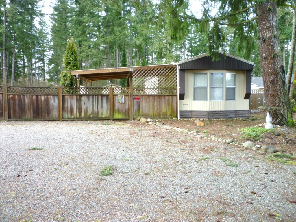 Property Photo: 22031 SE 295th Place WA 98010