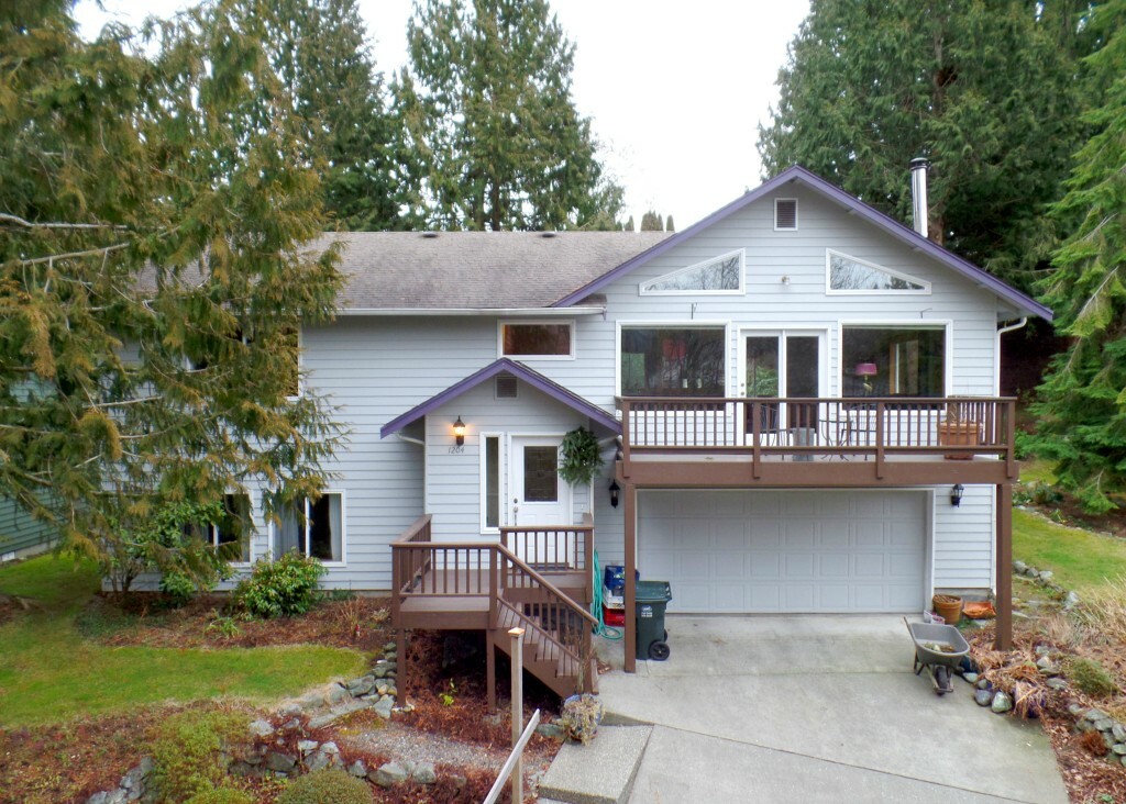 Property Photo:  1204 E Clearbrook Dr  WA 98229 