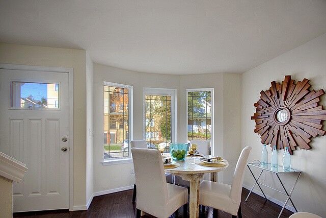 Property Photo: 1155A N 92nd St WA 98103