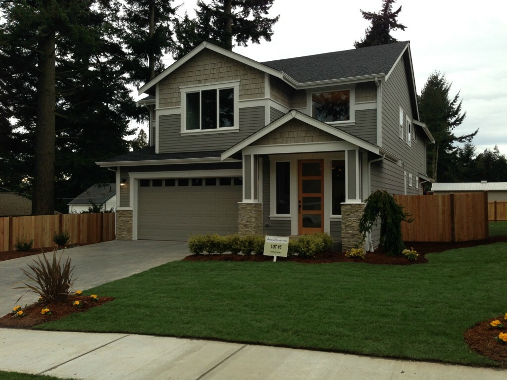 Property Photo:  17915 1st Avenue NE  WA 98155 