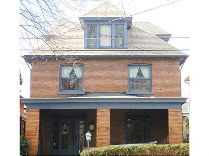 Property Photo:  1105 Highland Street  PA 15084 