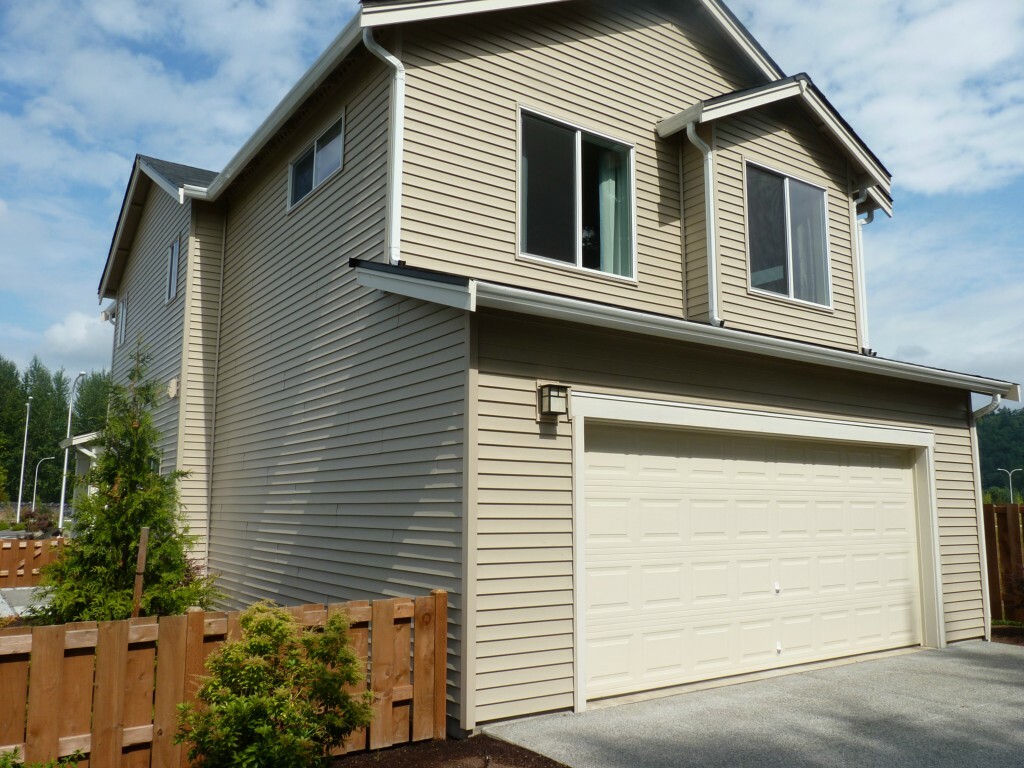 Property Photo:  4228 Pike Street NE  WA 98002 