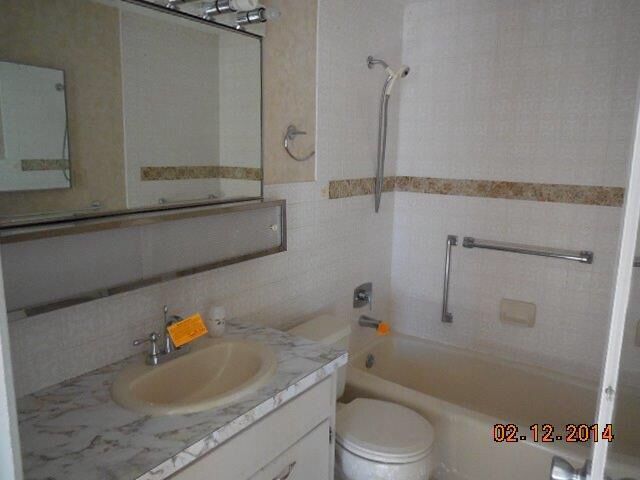 Property Photo:  213 W Ridge Road  WA 98837 