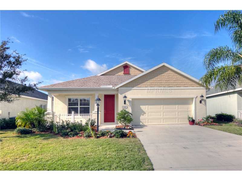 Property Photo: 5008 Torrey Pines Run FL 34211
