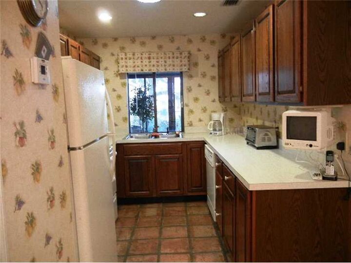 Property Photo:  711 Santa Cruz Lane 5  FL 34737 