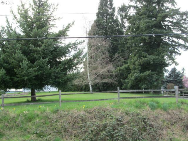 Property Photo:  5209 NE 44th St  WA 98661 