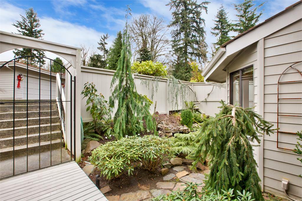 Property Photo:  15800 Village Green Dr  WA 98012 