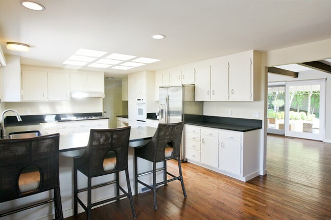 Property Photo: 1506 90th Pl NE WA 98004