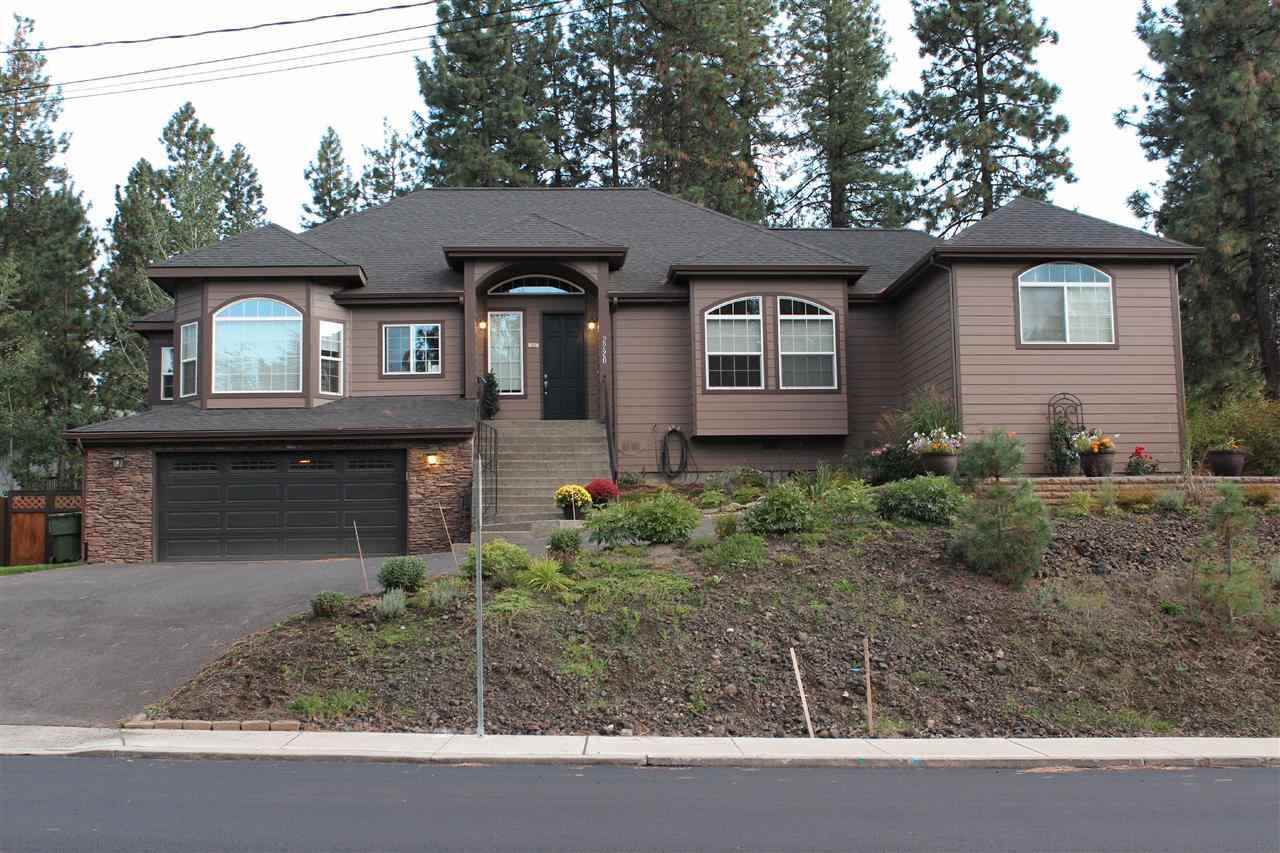 Property Photo: 2220 E Rockwood Blvd WA 99203