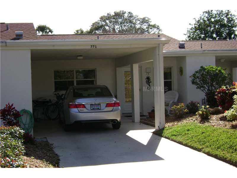 Property Photo: 771 Village Circle 122 FL 34292