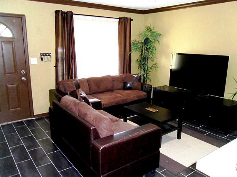 Property Photo: 108 Primrose Court FL 32803