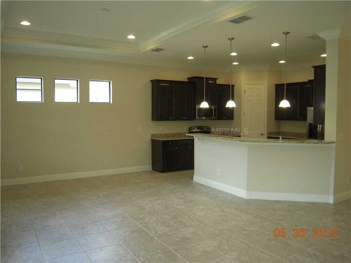 Property Photo: 1142 Cielo Court FL 34275