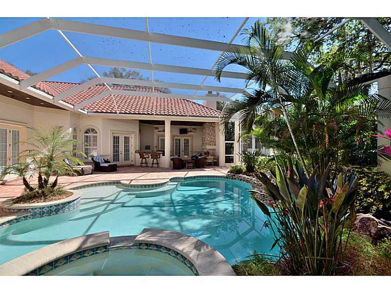 Property Photo:  902 Palacio De Avila  FL 33613 