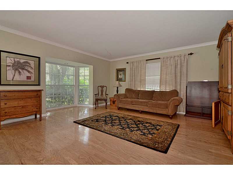 Property Photo:  3114 S Julia Circle  FL 33629 