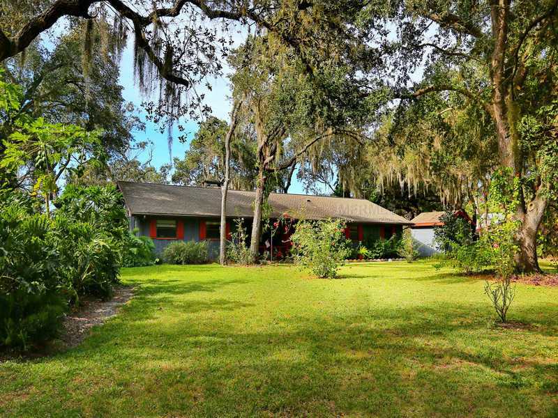 Property Photo:  1096 Mill Creek Road  FL 34212 