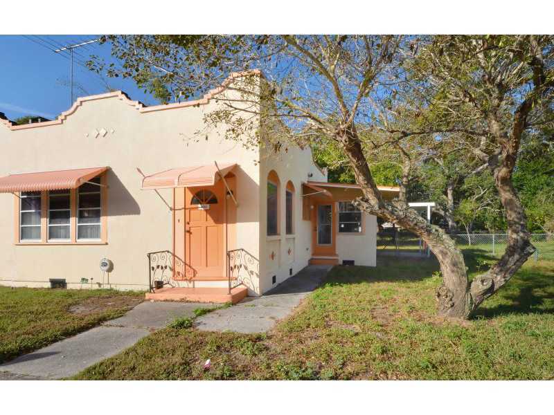Property Photo: 4010 Swift Road FL 34231