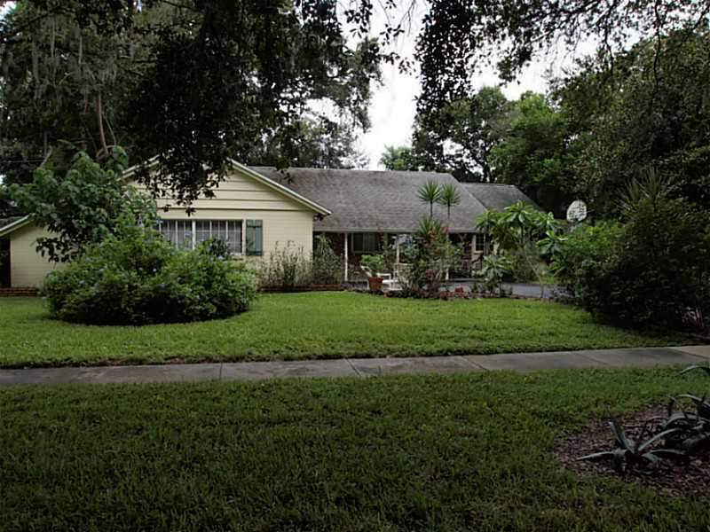 Property Photo:  1926 Linden Road  FL 32792 