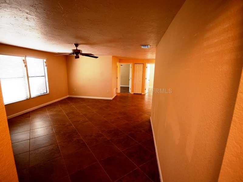 Property Photo: 2381 Lockwood Meadows Way FL 34234