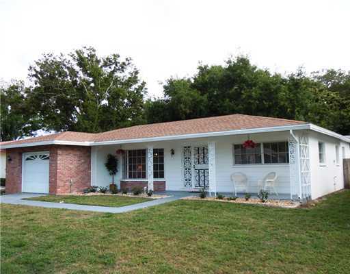 Property Photo:  2021 Hillwood Drive  FL 33763 