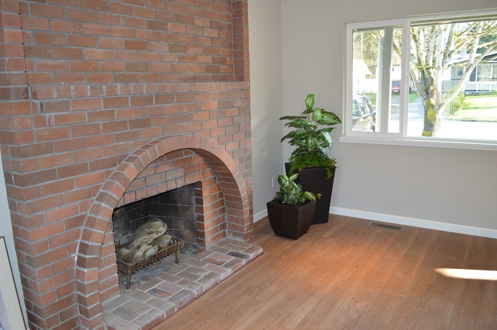 Property Photo: 17634 SE 121st Place WA 98059