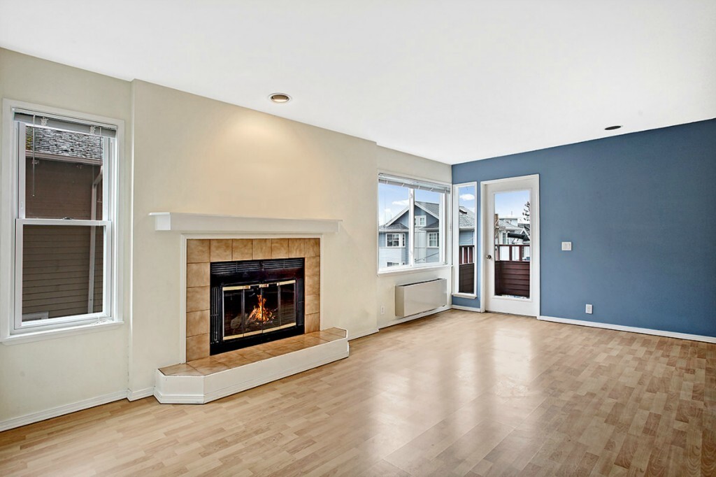 Property Photo:  215 14th Avenue E 102  WA 98112 