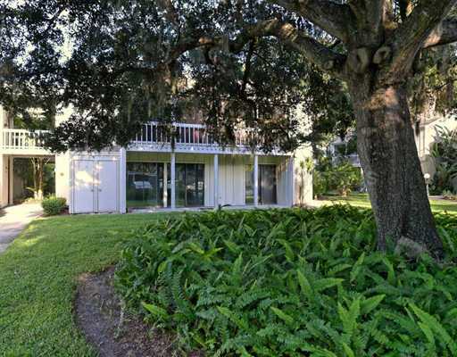 Property Photo:  2204 Bahia Vista Street D8  FL 34239 