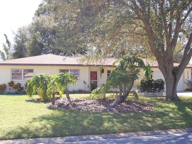 Property Photo:  2314 Sunnyside Lane  FL 34239 