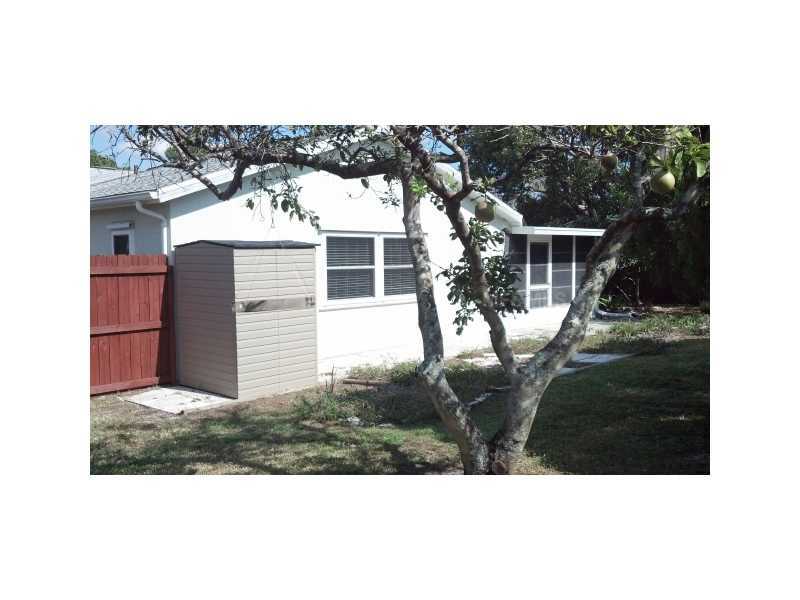 Property Photo:  8263 Gallo Avenue  FL 34287 