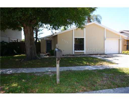 Property Photo:  4737 Grove Point Drive  FL 33624 