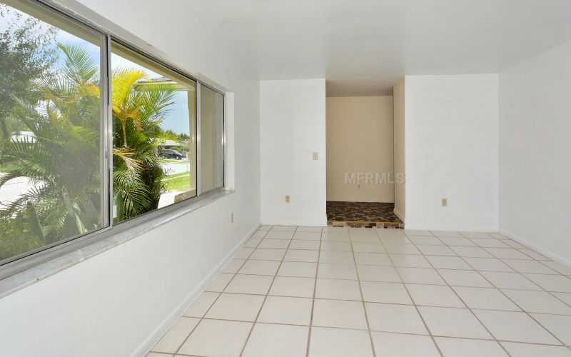 Property Photo:  4141 Honolulu Drive  FL 34241 