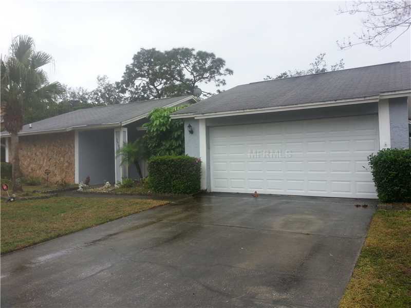 Property Photo:  3909 Bell Grande Drive  FL 33596 