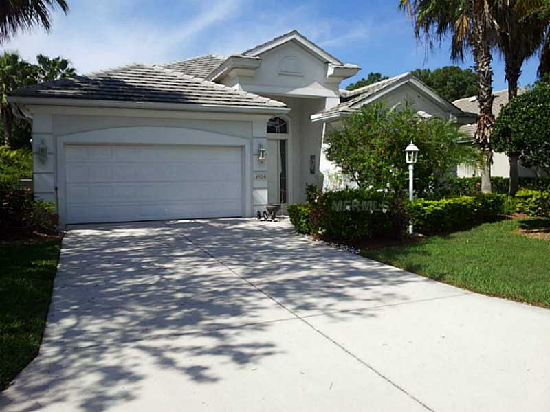 Property Photo:  6924 Lennox Place  FL 34201 