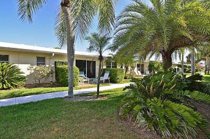 Property Photo:  5830 Midnight Pass Road 93  FL 34242 