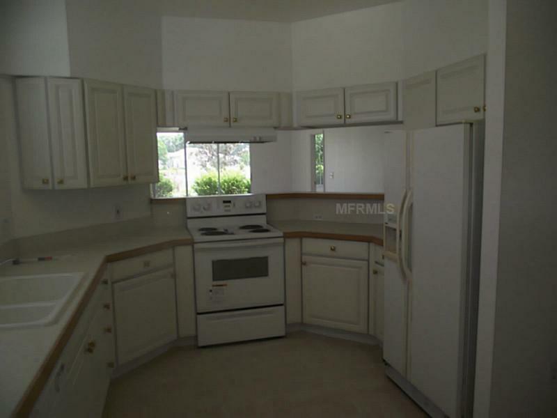 Property Photo:  10210 Woodborne Place  FL 34202 