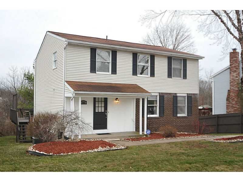 Property Photo:  202 Glenmore Drive  PA 15108 