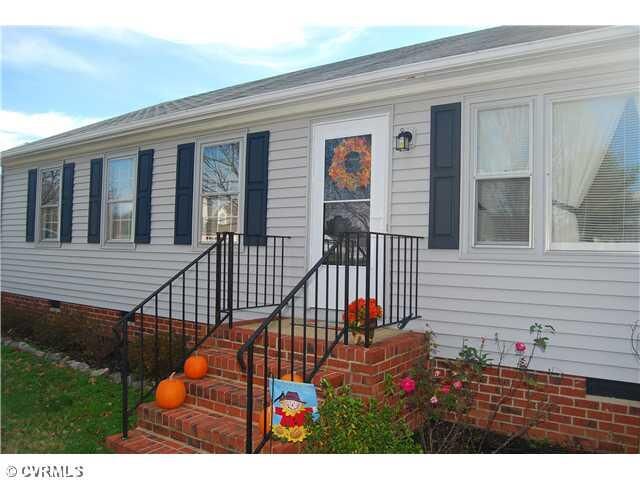 Property Photo: 6319 Draperfield Road VA 23111