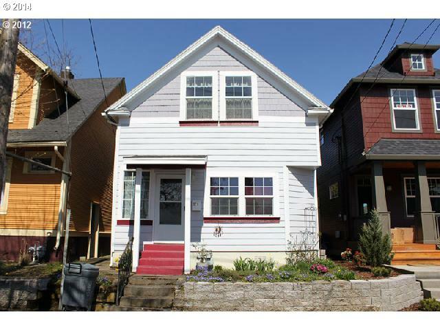 Property Photo: 441 NE Webster St OR 97211