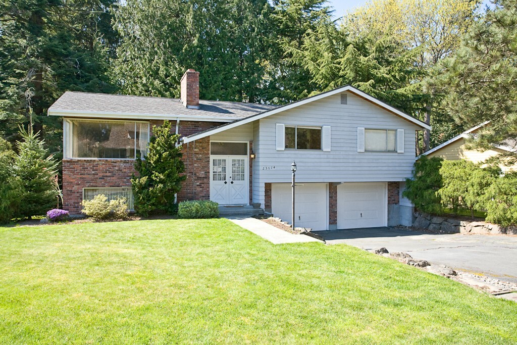 Property Photo:  23614 112th Place W  WA 98020 