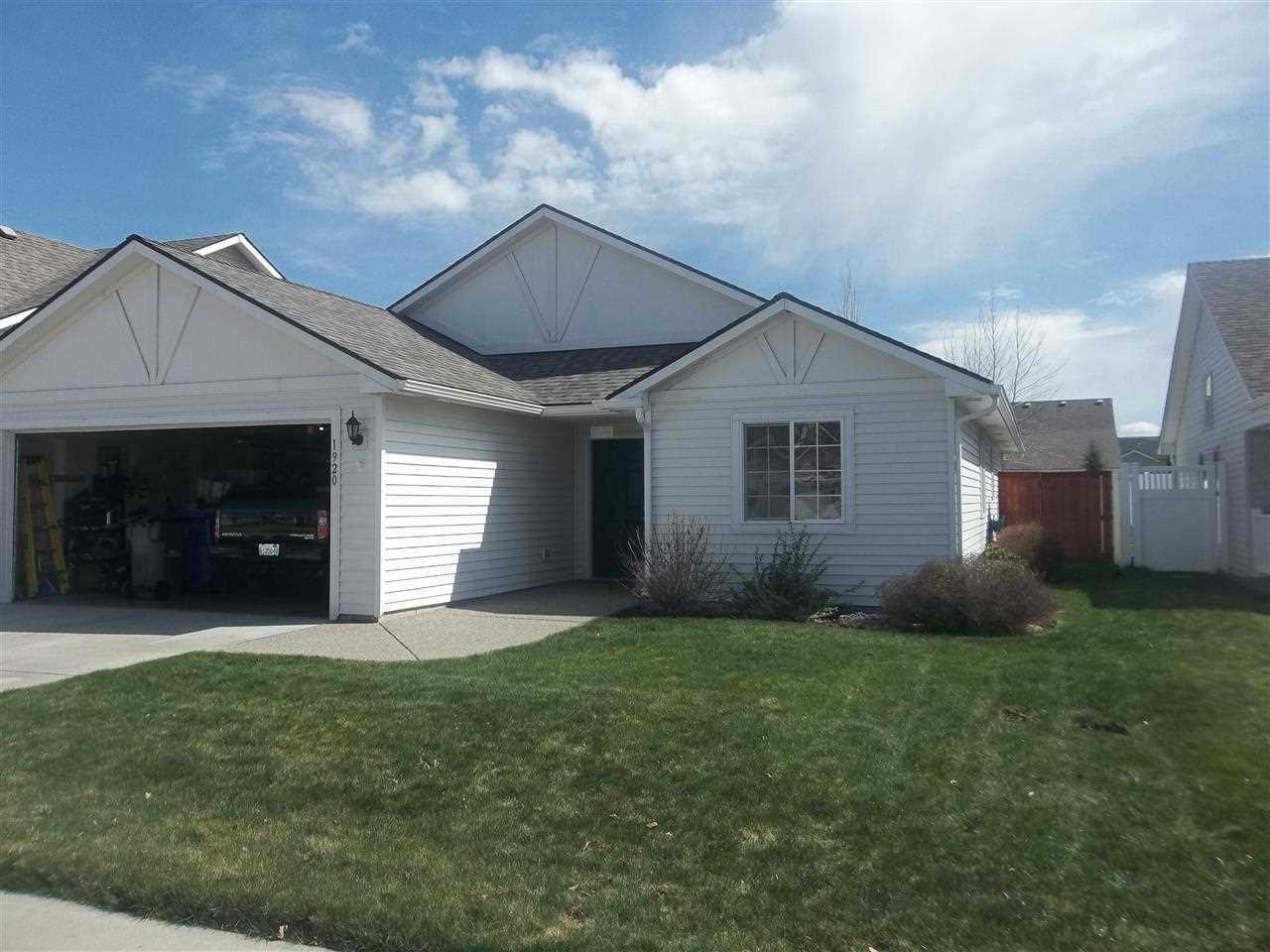 Property Photo: 1920 N Cavalier Rd WA 99016