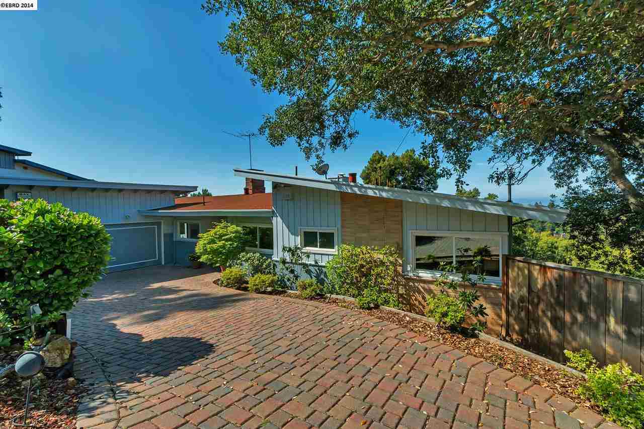 Property Photo:  4867 Geranium Pl  CA 94619-3036 