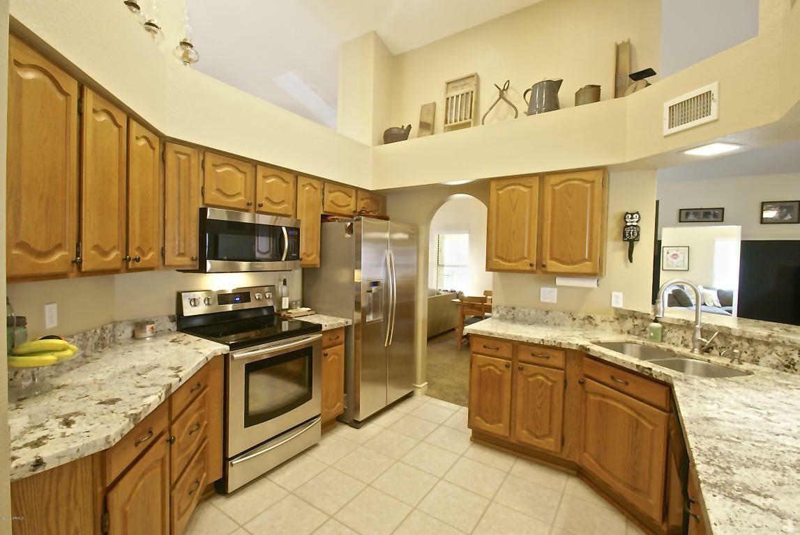 Property Photo:  741 E Comstock Street  AZ 85296 