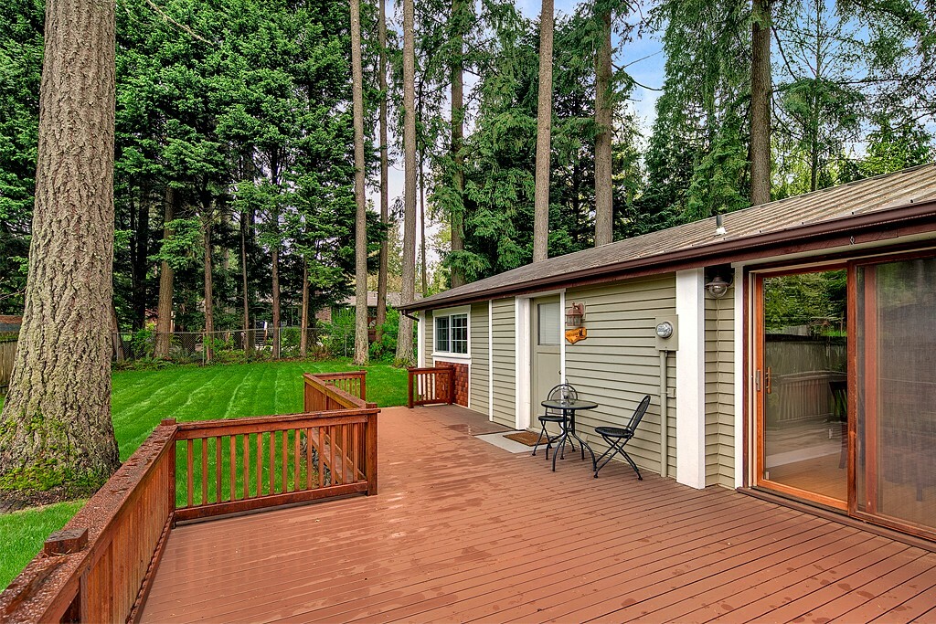 Property Photo: 15523 187th Ave NE WA 98072