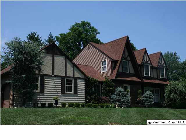 Property Photo:  16 White Acre Boulevard  NJ 07701 