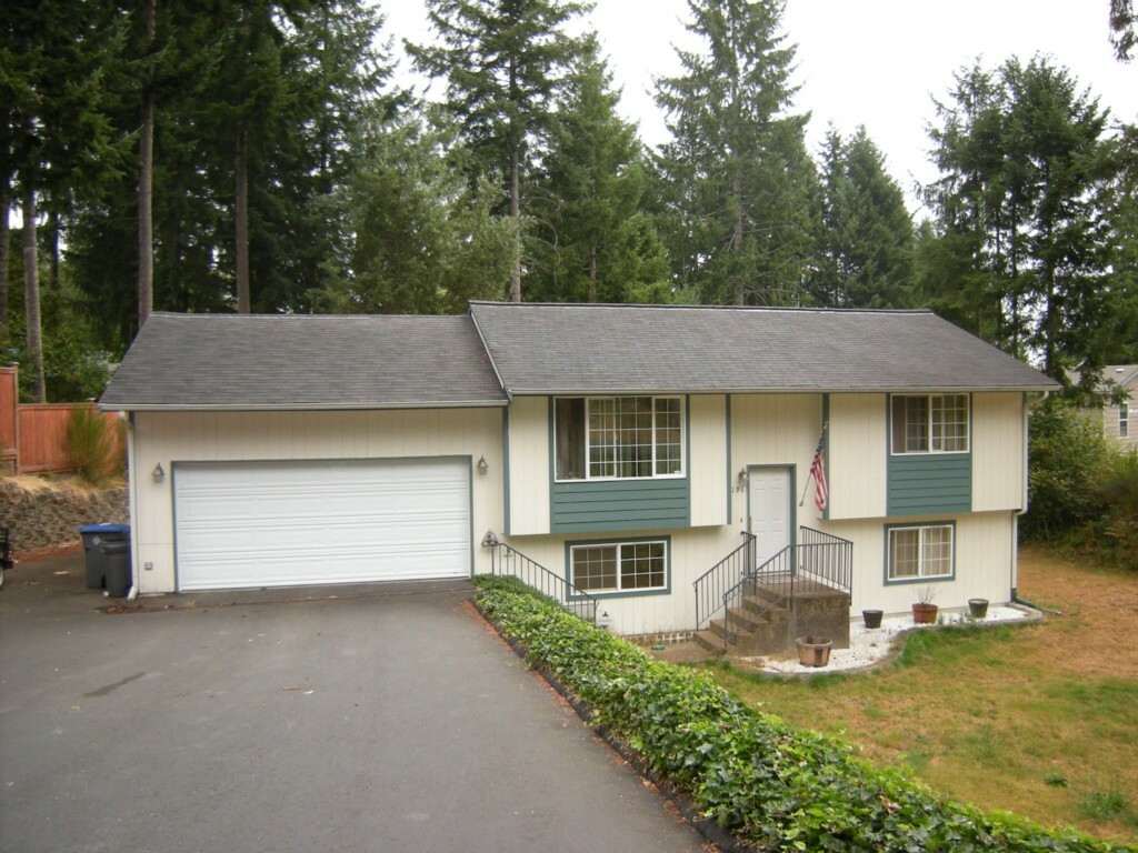 Property Photo:  191 NE Captain Hook Dr  WA 98528 