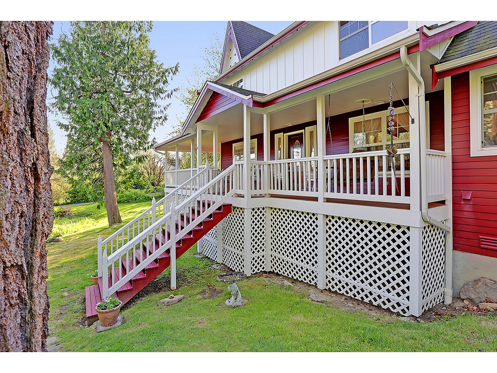 Property Photo:  3735 S 189th Place  WA 98188 